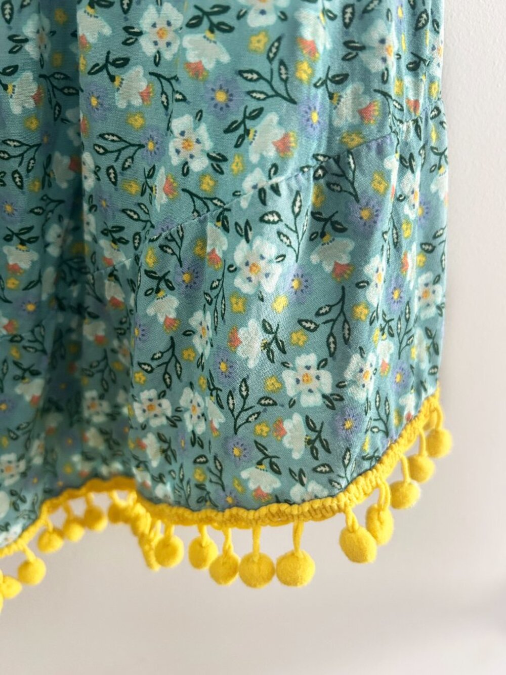 Natural Life Strapless Boho Mini Dress Floral Elastic Waist Beachy Pom Pom S/M - Picture 7 of 8